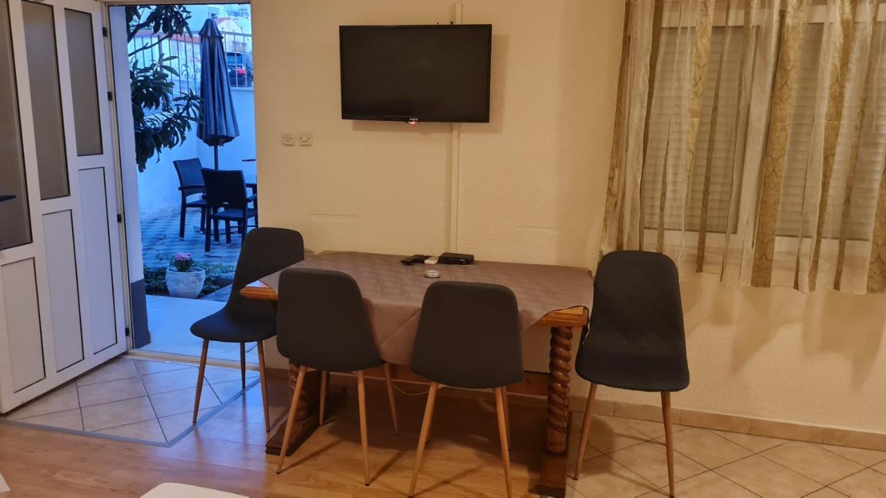 Apartments Prizmic Podstrana Eksteriør bilde